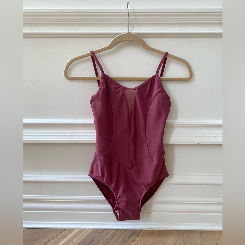 Eleve “Chloe” leotard in Sorbet (dark pink) - Nylon - Small